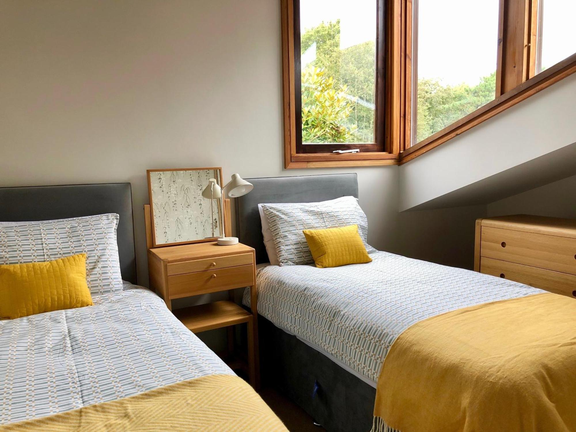 Unique & Rural Child Friendly Annexe With Large Gardens, Games & Tennis Court - Chichester Holiday Properties Zewnętrze zdjęcie