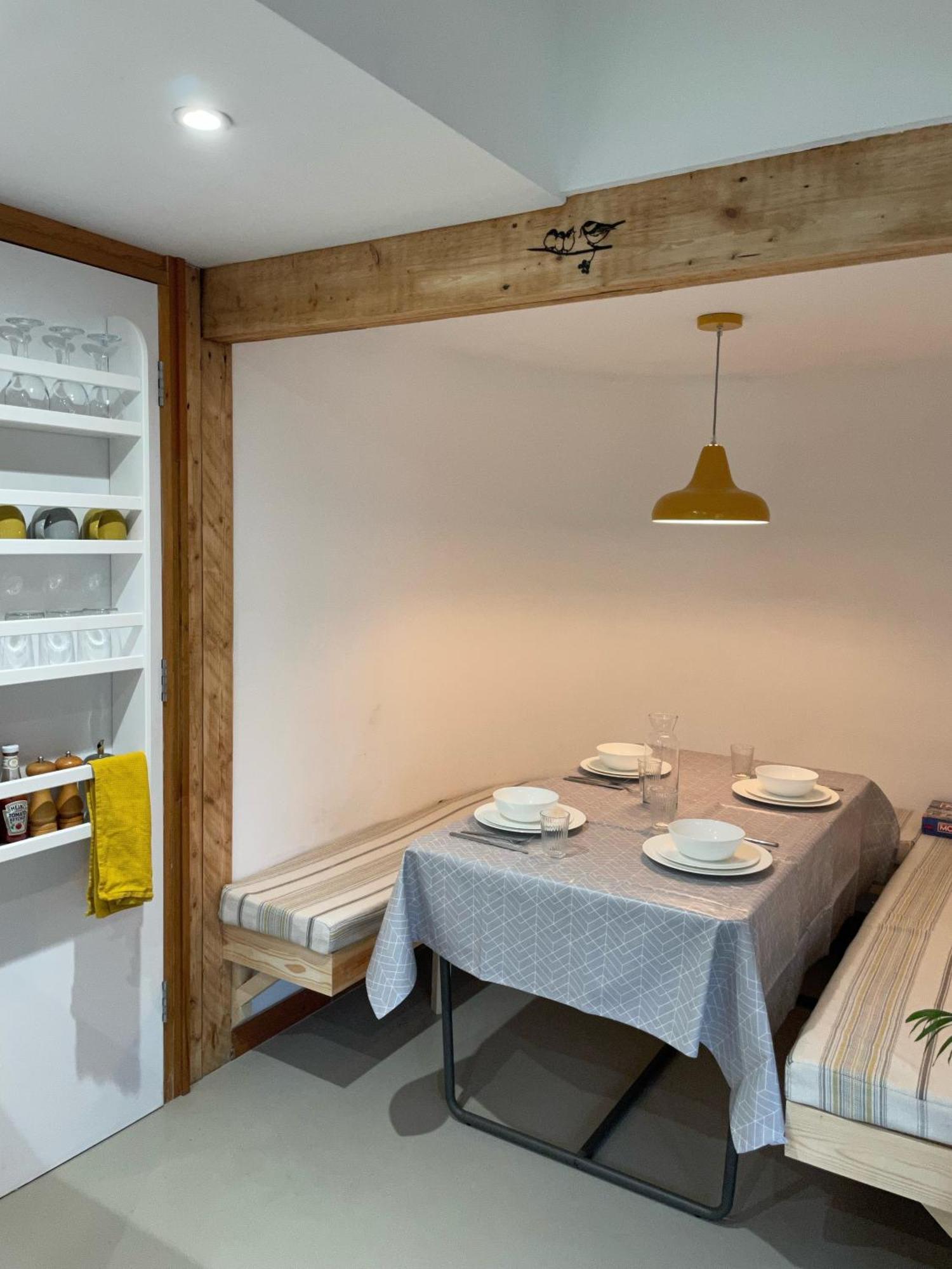 Unique & Rural Child Friendly Annexe With Large Gardens, Games & Tennis Court - Chichester Holiday Properties Zewnętrze zdjęcie