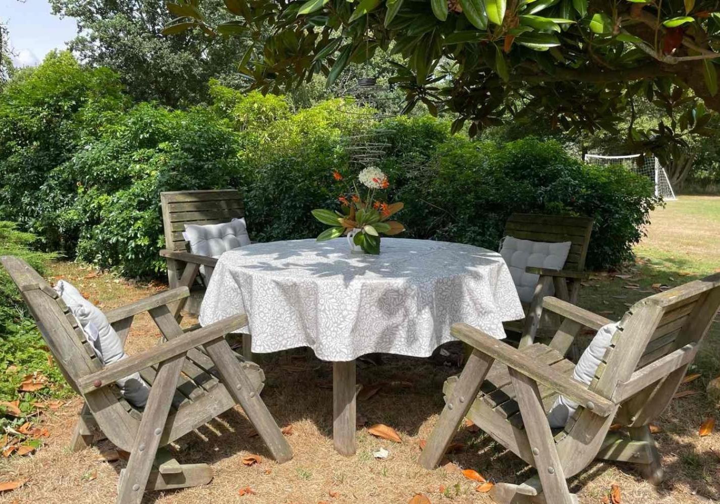 Unique & Rural Child Friendly Annexe With Large Gardens, Games & Tennis Court - Chichester Holiday Properties Zewnętrze zdjęcie