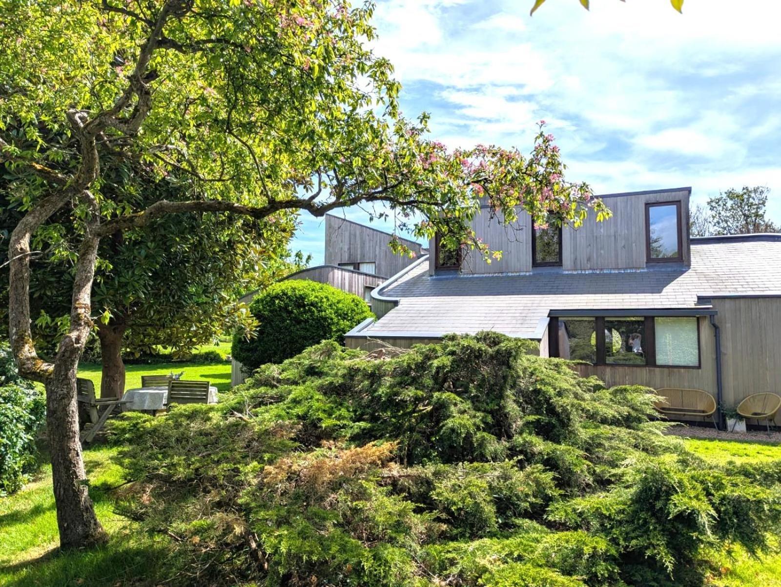 Unique & Rural Child Friendly Annexe With Large Gardens, Games & Tennis Court - Chichester Holiday Properties Zewnętrze zdjęcie